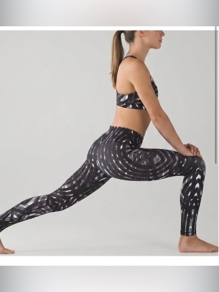 Lululemon Black And White Woman’s Leggings